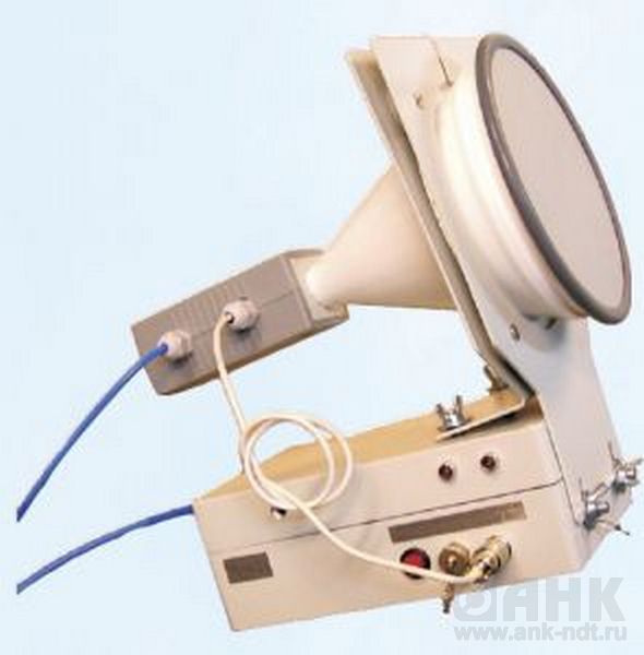 П6-80/4 Антенна измерительная рупорно-линзовая