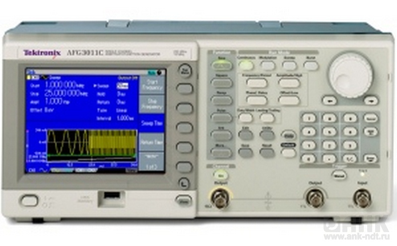 Универсальный генератор сигналов AFG3101C