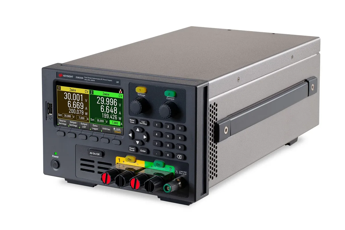 Источник питания с автоматическим выбором диапазона Keysight E36233A