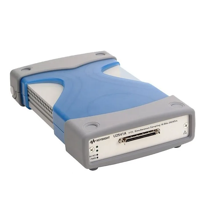 Многофункциональный модуль одновременного сбора данных с шиной USB Keysight U2541A